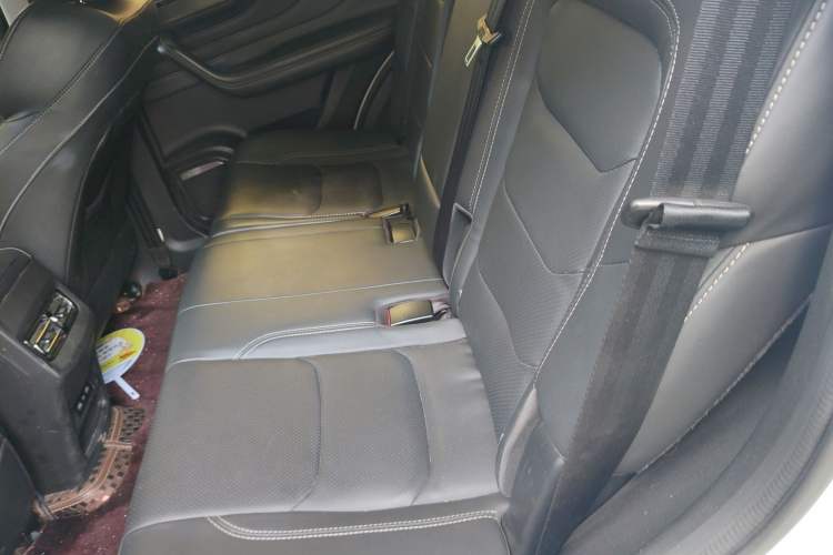 Used JETOUR X70S 2019 1.5T DCT Tundra Edition 5 Seats Left Rear Seat