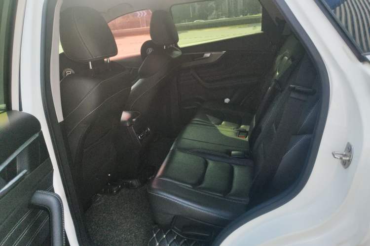 Used JETOUR X70S 2019 1.5T Automatic ZHENG TU Version China V Standard Left Rear Seat