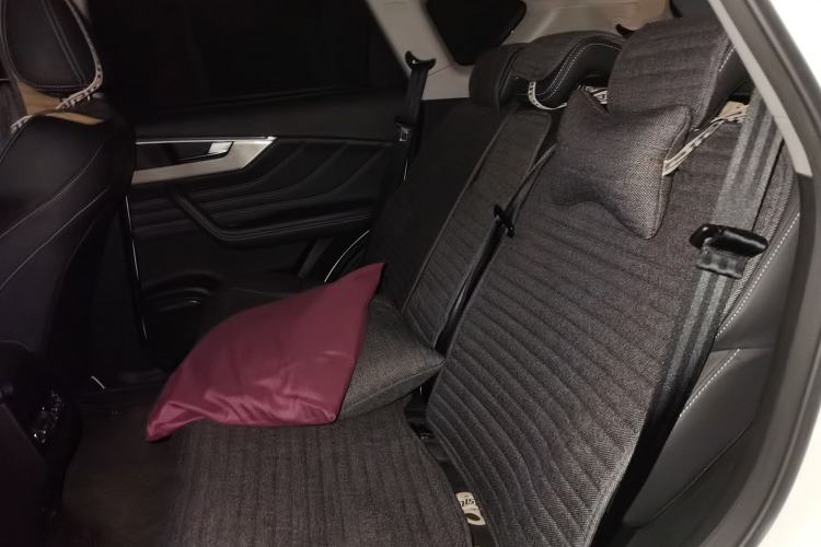 Used JETOUR X70S 2019 1.5T DCT Explore Edition 7-Seater Left Rear Seat
