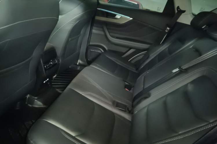 Used JETOUR X70S 2019 1.5T Automatic Explore Edition China V Standard Left Rear Seat