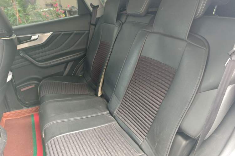 Used JETOUR X70S 2019 1.5T DCT Zongtu Edition 5 Seats Left Rear Seat