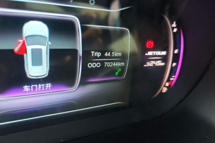 Used JETOUR X70S 2019 1.5T Manual Explore Edition China V Standard Odometer Close Up