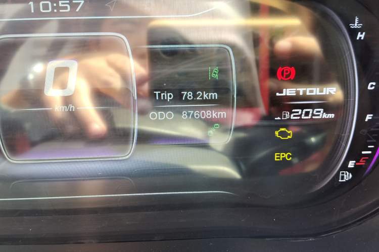 Used JETOUR X70S 2019 1.5T Manual Explore Edition China V Standard Odometer Close Up