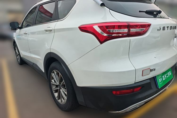 Used JETOUR X70S 2019 1.5T Manual Explore Edition China V Standard Rear Left 45 Deg