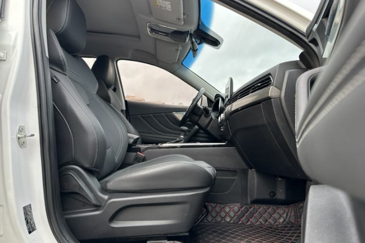 Used JETOUR X70S 2019 1.5T DCT Explore Edition 6 Seats Right Front Seat