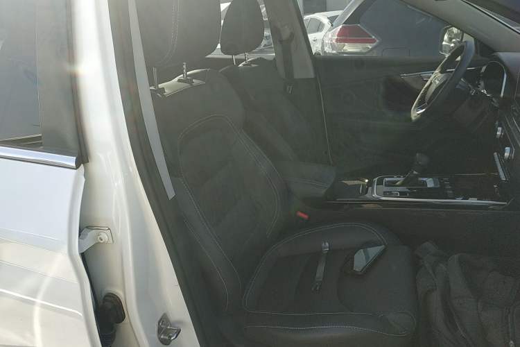 Used JETOUR X70S 2019 1.5T DCT Explore Edition 5 Seats Right Front Seat