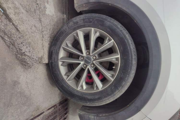 Used JETOUR X70S 2019 1.5T Automatic Explore Edition China V Standard Right Front Wheel Hub