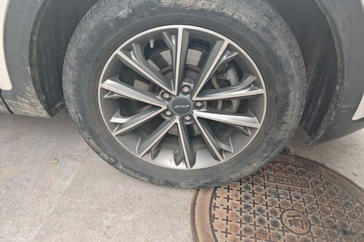 Used JETOUR X70S 2019 1.5T DCT LeTu Edition 5-seater Right Front Wheel Hub