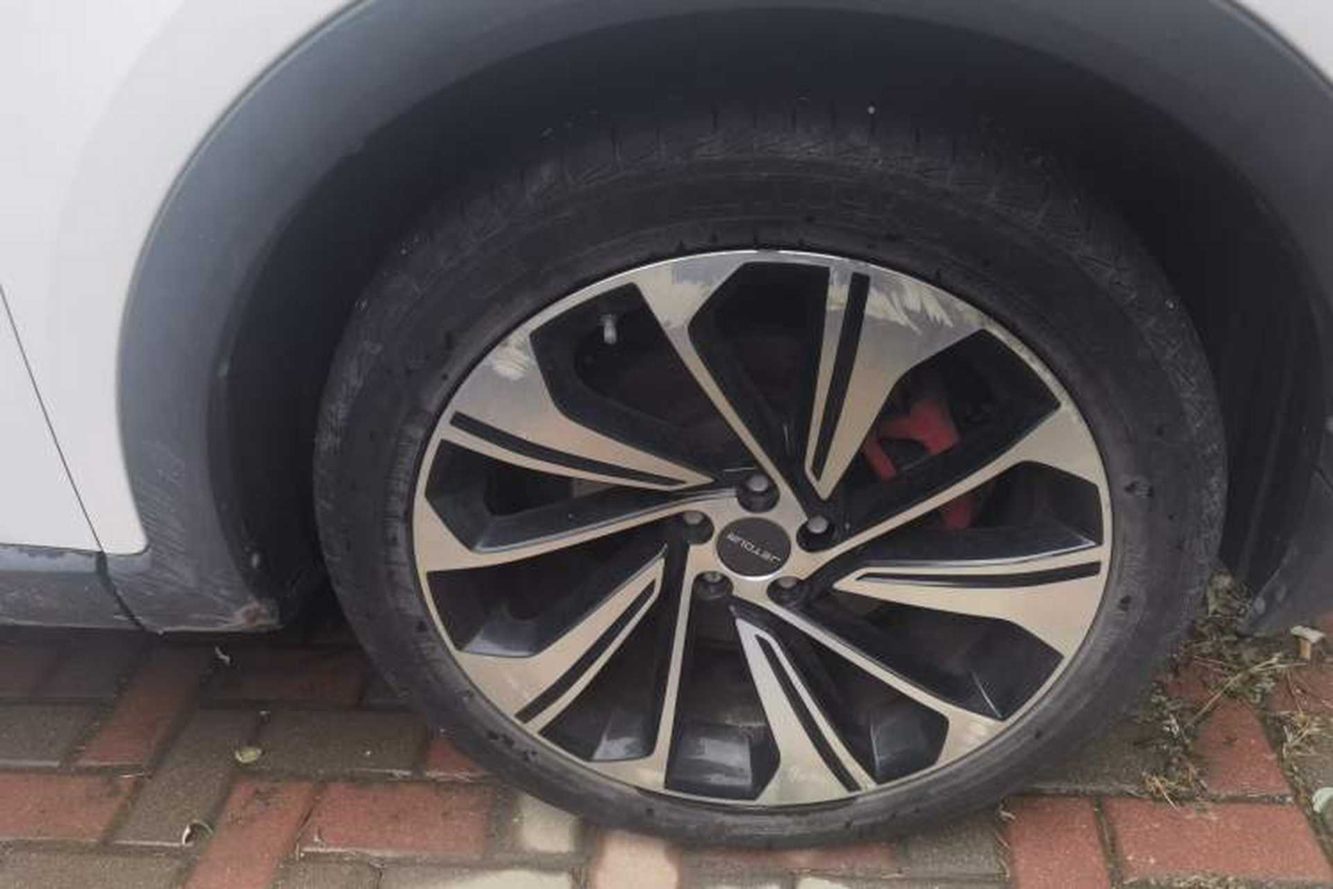 Used JETOUR X70S 2019 1.5T DCT Zongtu Edition 5 Seats Right Front Wheel Hub