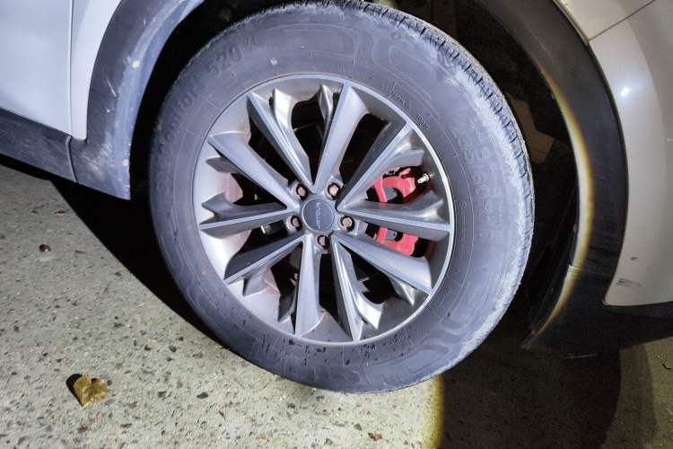 Used JETOUR X70S 2019 1.5T Automatic Explore Edition China V Standard Right Front Wheel Hub