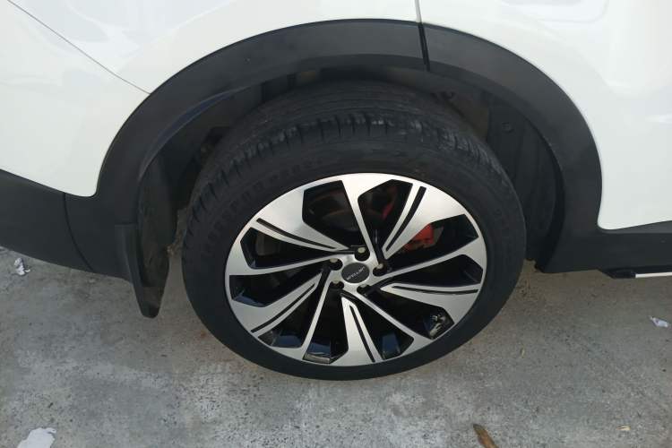 Used JETOUR X70S 2019 1.5T Automatic ZHENG TU Version China V Standard Right Rear Wheel Hub