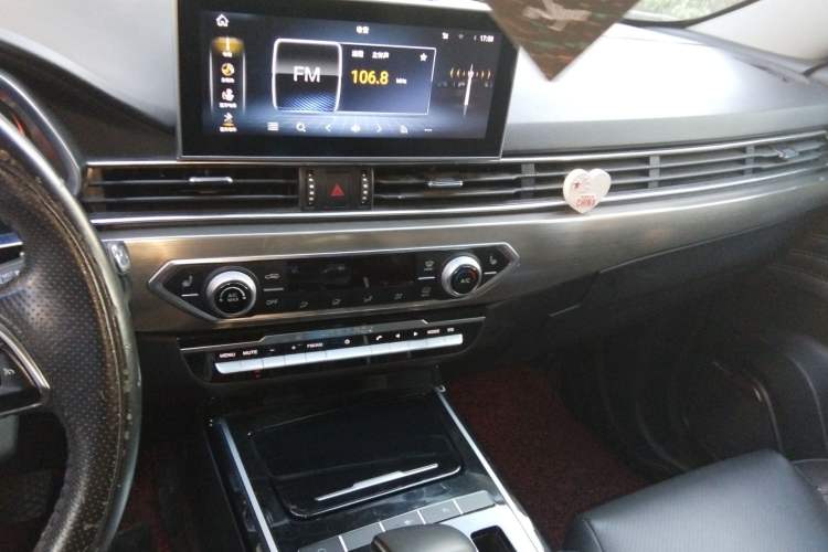 Used JETOUR X70S 2019 1.5T DCT Tundra Edition 5 Seats Audio And AC Panel