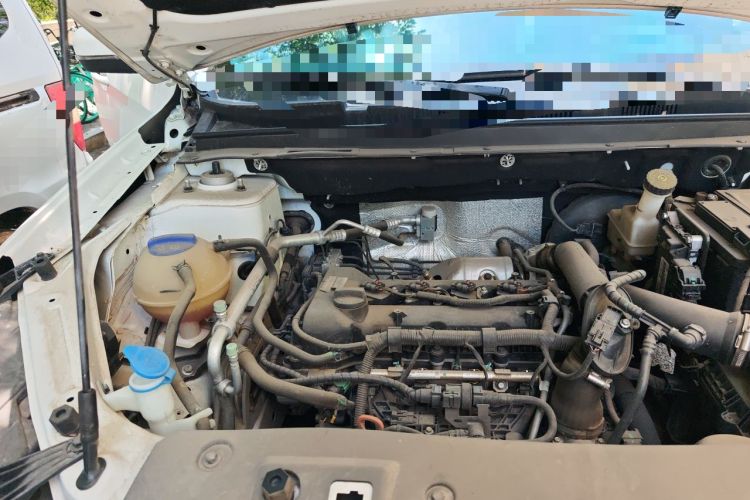 Used JETOUR X70S 2020 1.5T DCT Dynamic Version 5 Seats Engine Bay Right