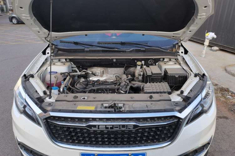 Used JETOUR X70S 2020 1.5T DCT Xingchen Edition 5 Seats Engine Bay