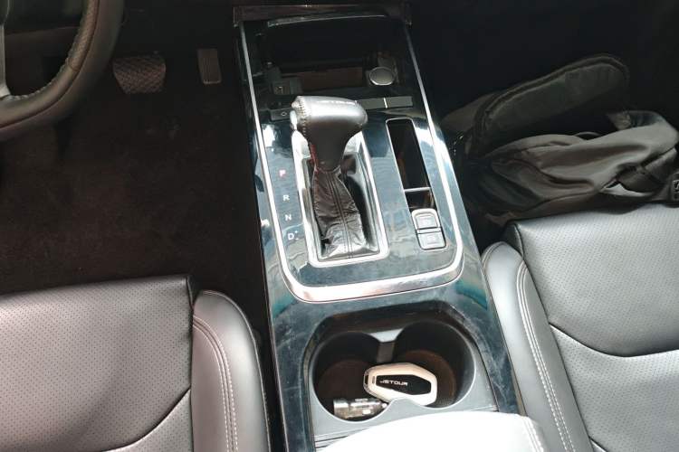 Used JETOUR X70S 2020 1.5T DCT Xingchen Edition 5 Seats Gear Lever