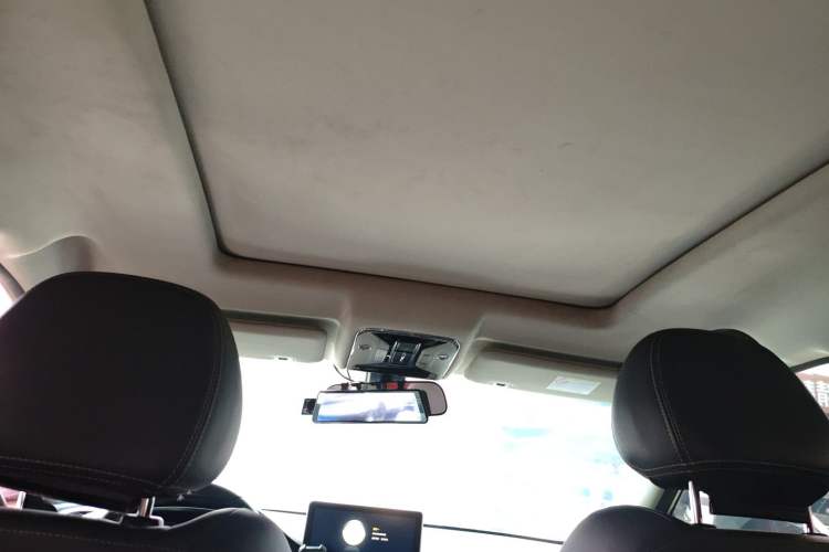 Used JETOUR X70S 2020 1.5T DCT Xingchen Edition 5 Seats Headliner