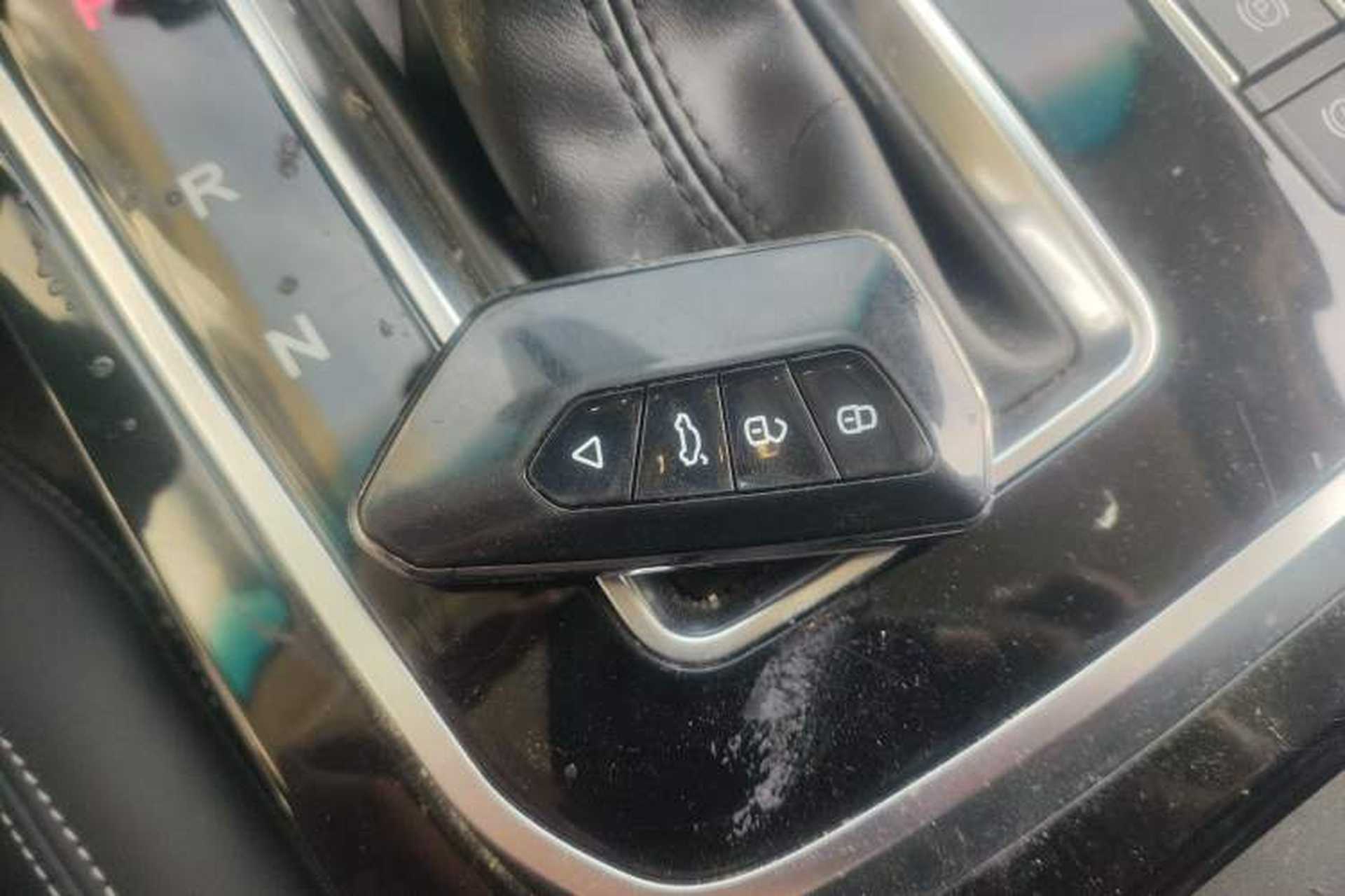 Used JETOUR X70S 2020 1.5T DCT Dynamic Version 5 Seats Interior 1