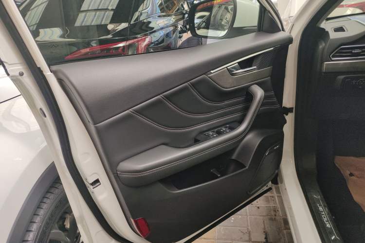 Used JETOUR X70S 2020 1.5T DCT Dynamic Version 5 Seats Left Front Door Interior