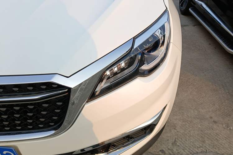 Used JETOUR X70S 2020 1.5T DCT Xingchen Edition 5 Seats Left Front Headlight
