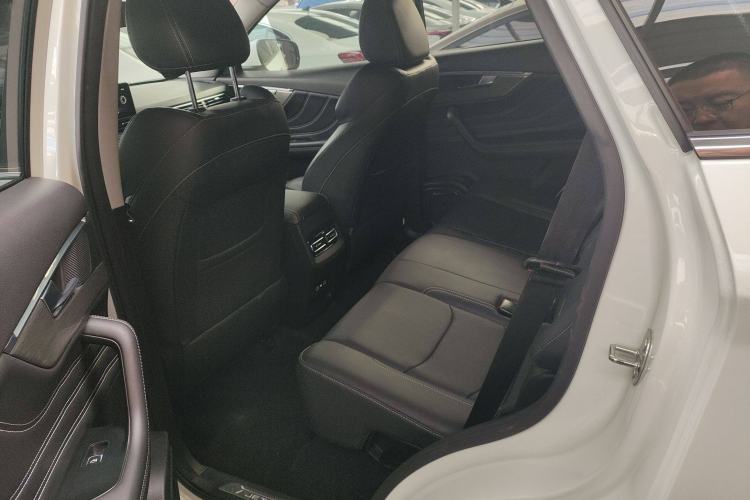 Used JETOUR X70S 2020 1.5T DCT Dynamic Version 5 Seats Left Rear Seat