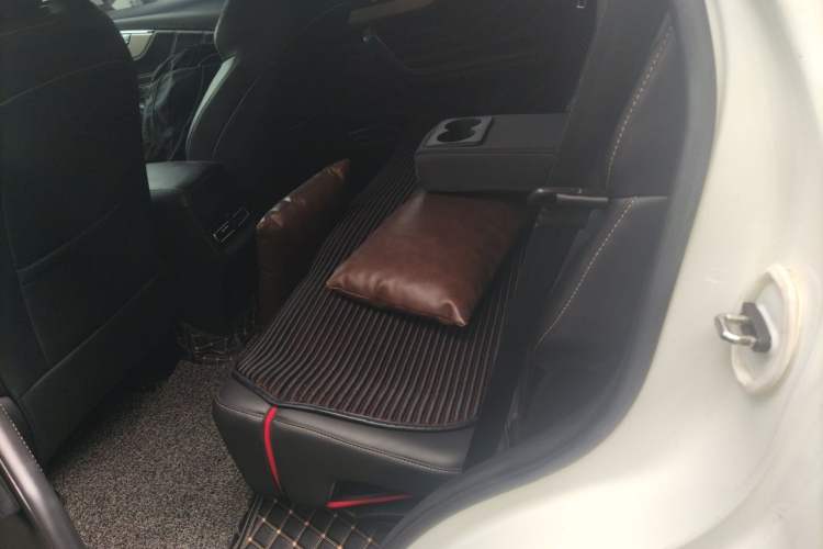Used JETOUR X70S 2020 1.5T DCT Dynamic Version 5 Seats Left Rear Seat