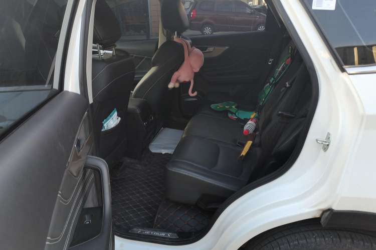 Used JETOUR X70S 2020 1.5T DCT Xingchen Edition 5 Seats Left Rear Seat