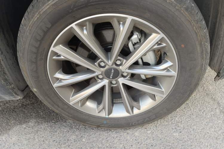 Used JETOUR X70S 2020 1.5T DCT Xingchen Edition 5 Seats Right Front Wheel Hub