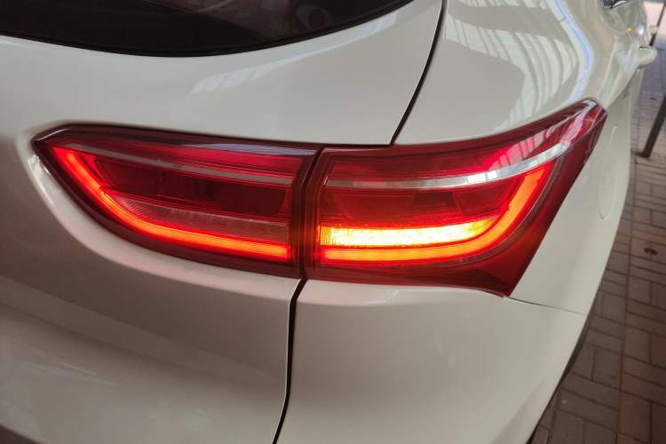 Used JETOUR X70S 2020 1.5T DCT Dynamic Version 5 Seats Right Rear Taillight