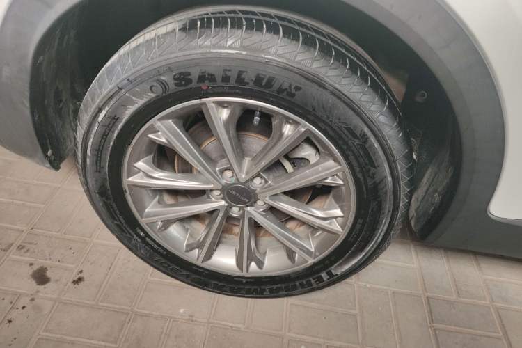 Used JETOUR X70S 2020 1.5T DCT Dynamic Version 5 Seats Right Rear Wheel Hub