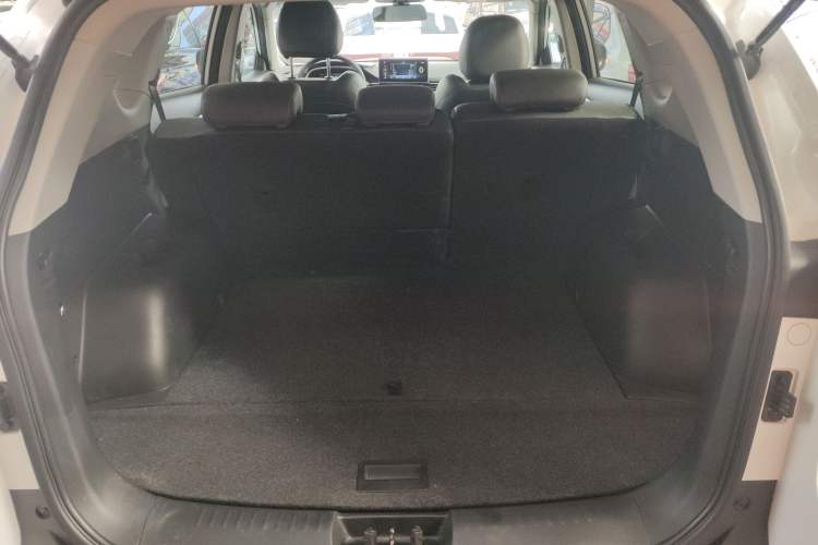 Used JETOUR X70S 2020 1.5T DCT Dynamic Version 5 Seats Trunk