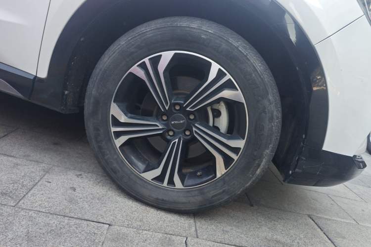 Used JETOUR X70S 2021 1.6T DCT Qingdong Edition 5-seater Right Front Wheel Hub