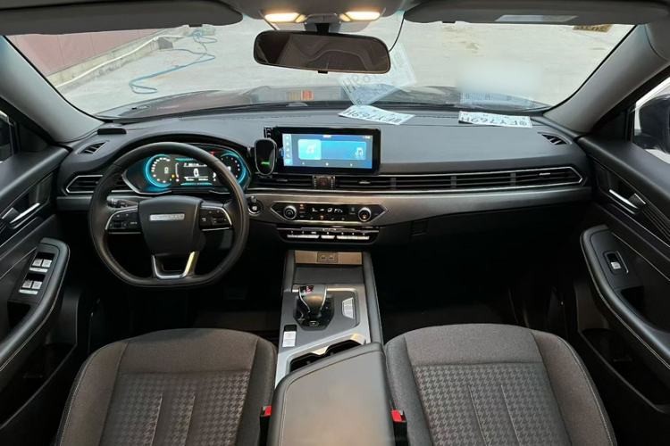 Used JETOUR X70S 2022 1.5T DCT Active Version 7-Seater Interior 3