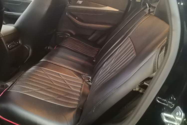 Used JETOUR X70S 2022 1.5T Manual Fanghua Edition 5 Seats Left Rear Seat
