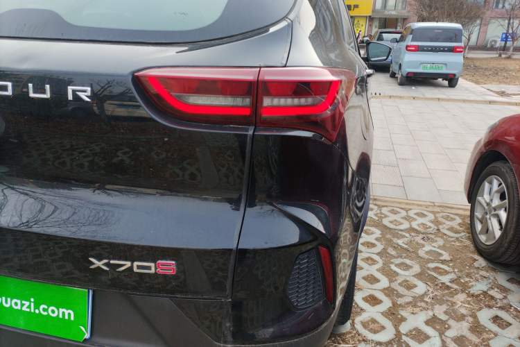 Used JETOUR X70S 2022 1.5T DCT Active Version 7-Seater Right Rear Taillight