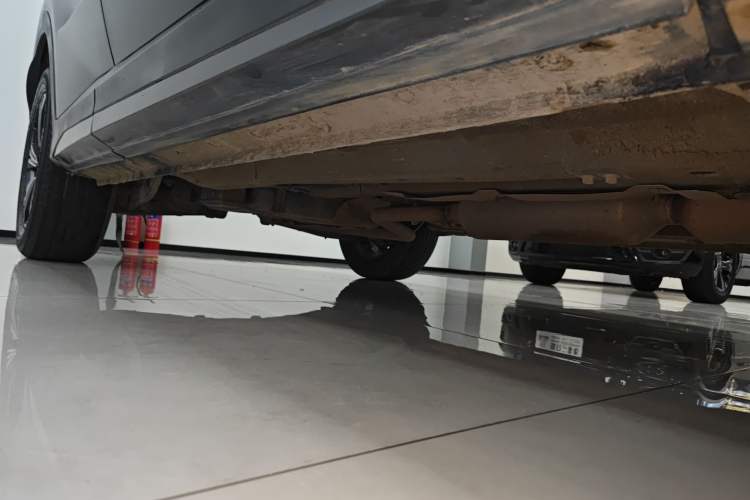 Used JETOUR X70S 2022 1.5T DCT Active Version 7-Seater Right Side Sill
