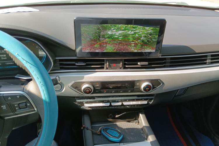 Used JETOUR X70S 2022 1.5T DCT Active Version 5 Seats Audio And AC Panel