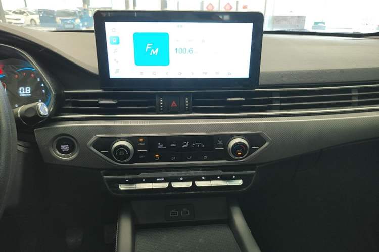 Used JETOUR X70S 2022 1.5T Manual Fanghua Edition 5 Seats Audio And AC Panel