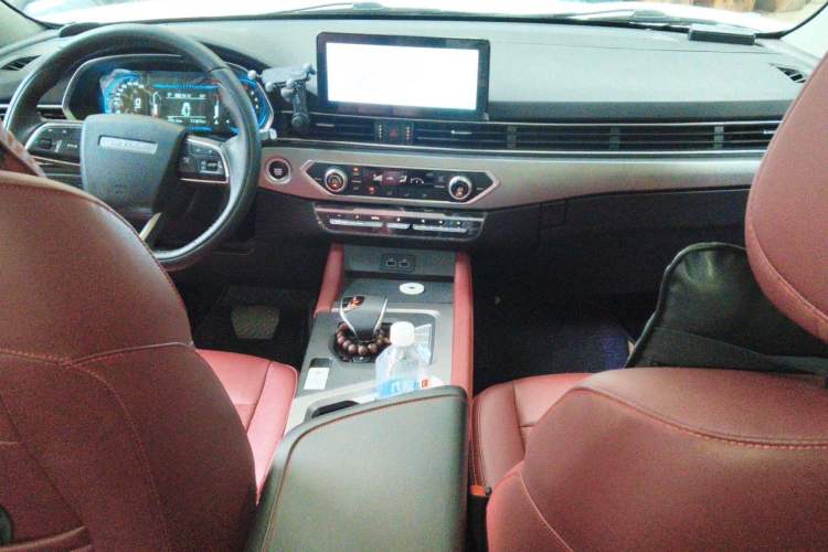Used JETOUR X70S 2022 1.5T DCT Active Version 7-Seater Center Console