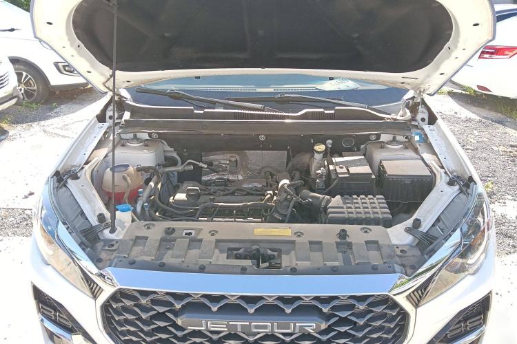 Used JETOUR X70S 2022 1.5T DCT Active Version 5 Seats Engine Bay