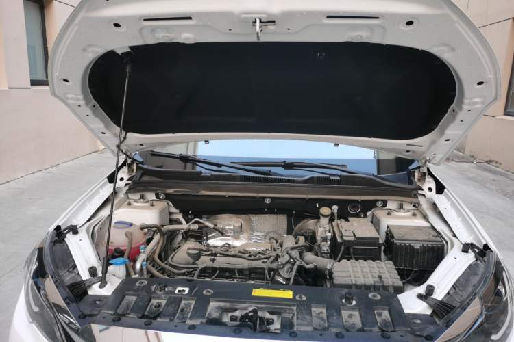 Used JETOUR X70S 2022 1.5T Manual Fanghua Edition 5 Seats Engine Bay