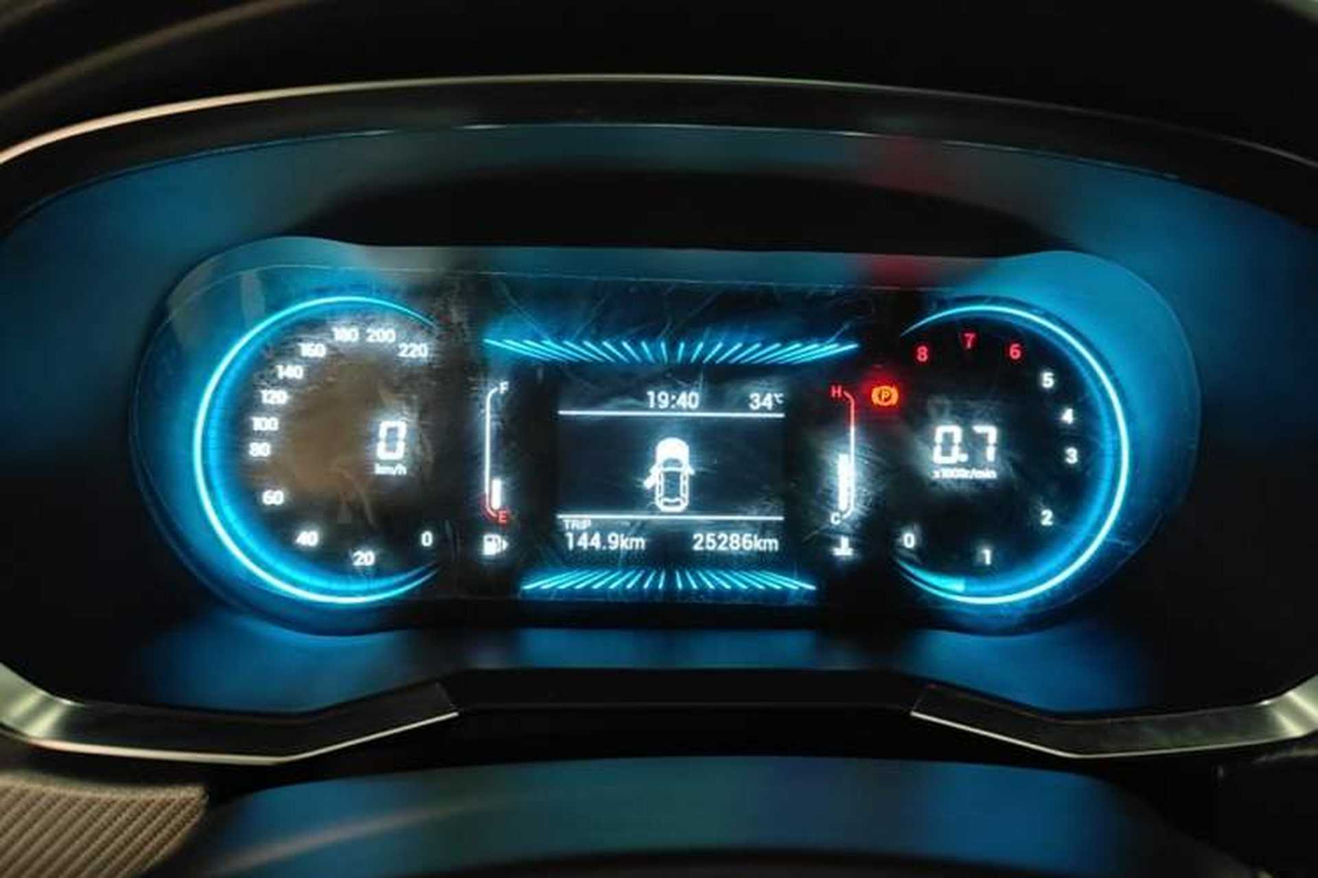 Used JETOUR X70S 2022 1.5T Manual Fanghua Edition 5 Seats Instrument Cluster