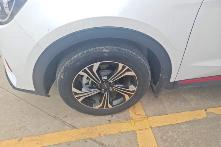 Used JETOUR X70S 2022 1.5T DCT Active Version 7-Seater Left Front Wheel Hub