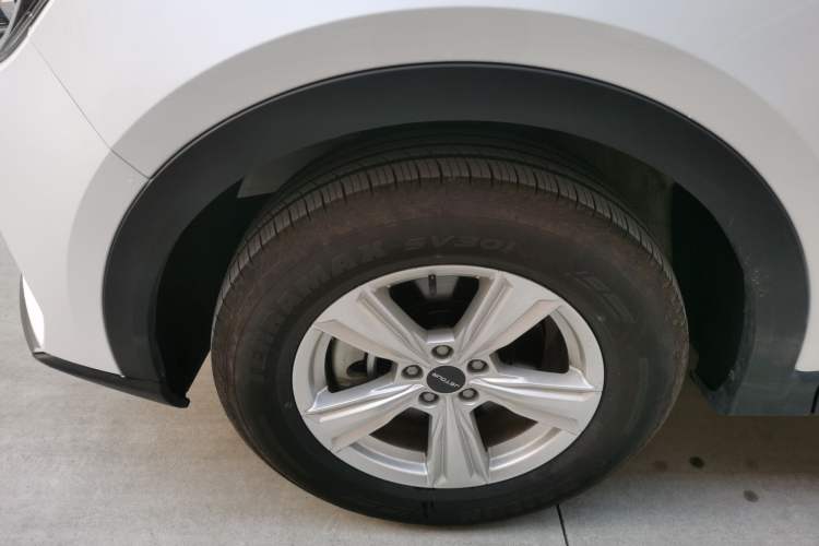 Used JETOUR X70S 2022 1.5T Manual Fanghua Edition 5 Seats Left Front Wheel Hub