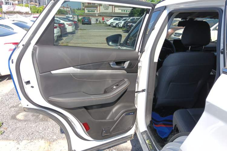 Used JETOUR X70S 2022 1.5T DCT Active Version 5 Seats Left Rear Door Interior