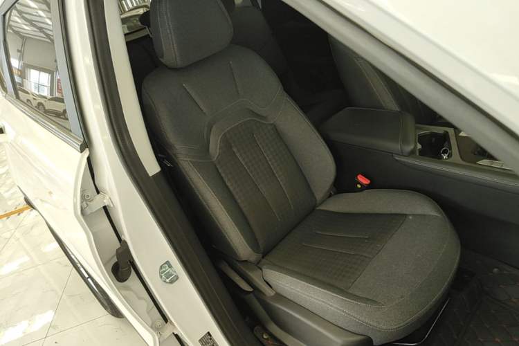 Used JETOUR X70S 2022 1.5T Manual Fanghua Edition 5 Seats Right Front Seat