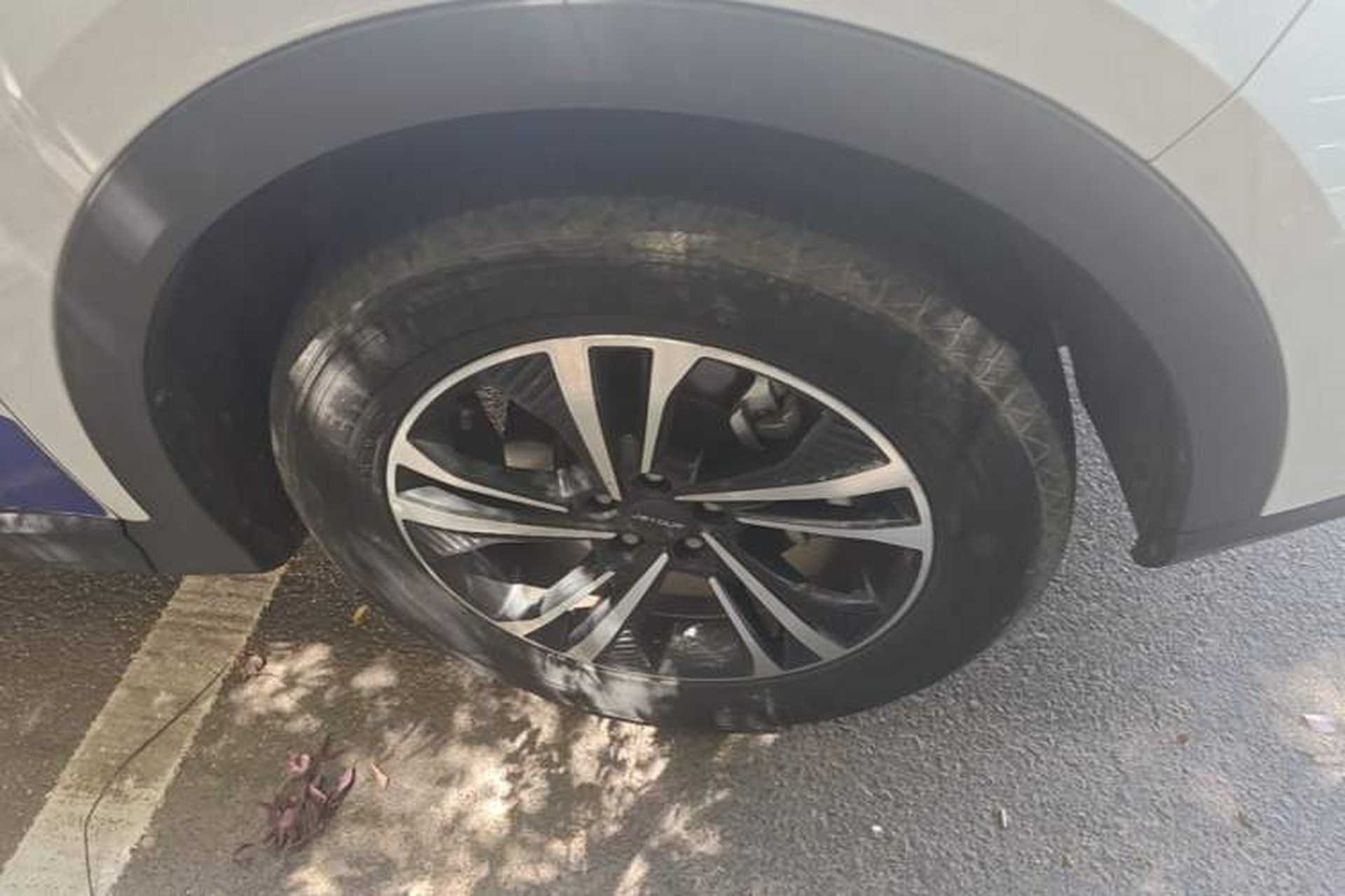 Used JETOUR X70S 2022 1.5T DCT Free Edition 5 Seats Right Front Wheel Hub
