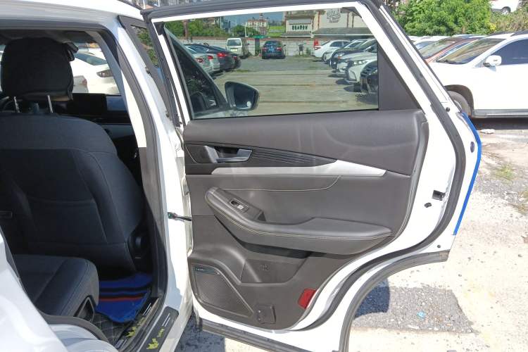 Used JETOUR X70S 2022 1.5T DCT Active Version 5 Seats Right Rear Door Interior