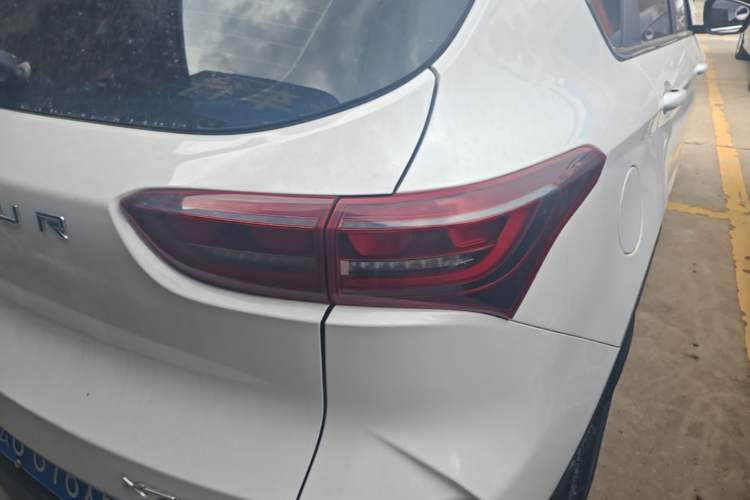 Used JETOUR X70S 2022 1.5T DCT Active Version 7-Seater Right Rear Taillight