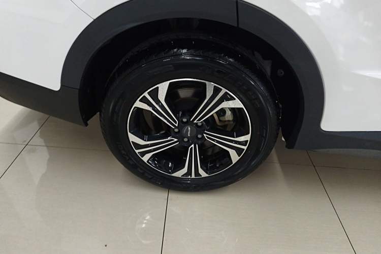 Used JETOUR X70S 2022 1.5T DCT Active Version 7-Seater Right Rear Wheel Hub