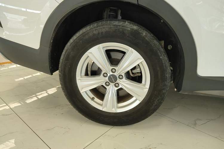 Used JETOUR X70S 2022 1.5T Manual Fanghua Edition 5 Seats Right Rear Wheel Hub